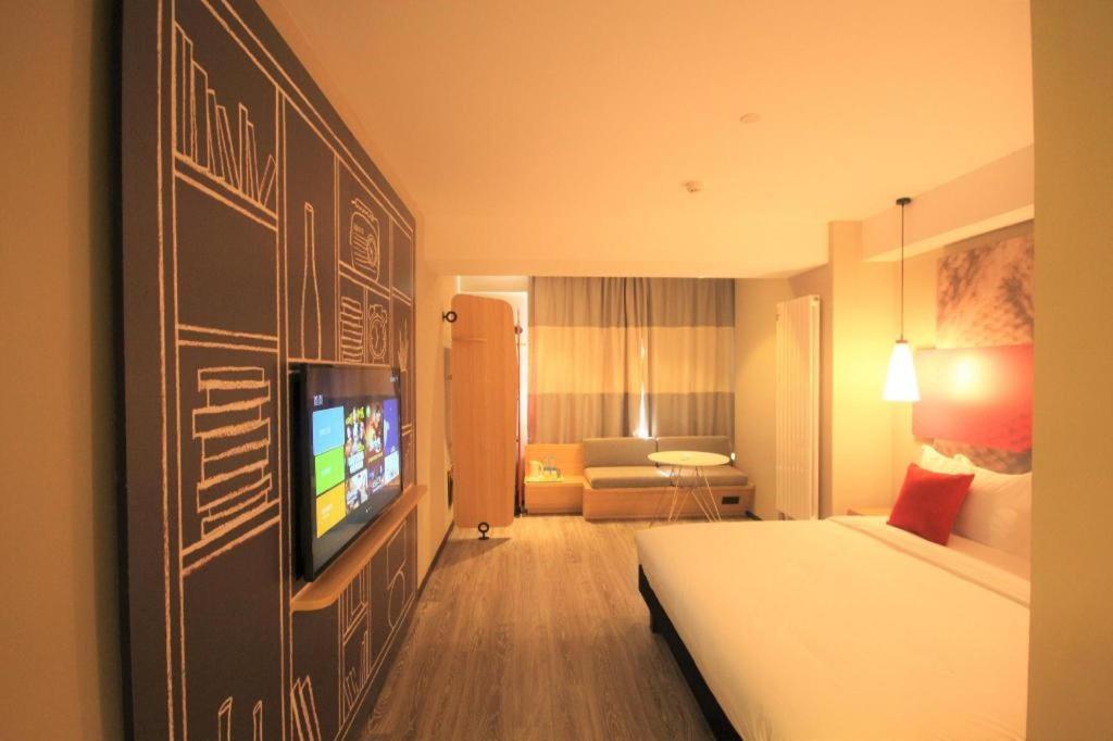 Hotel Ibis Shenyang North Station Exterior foto